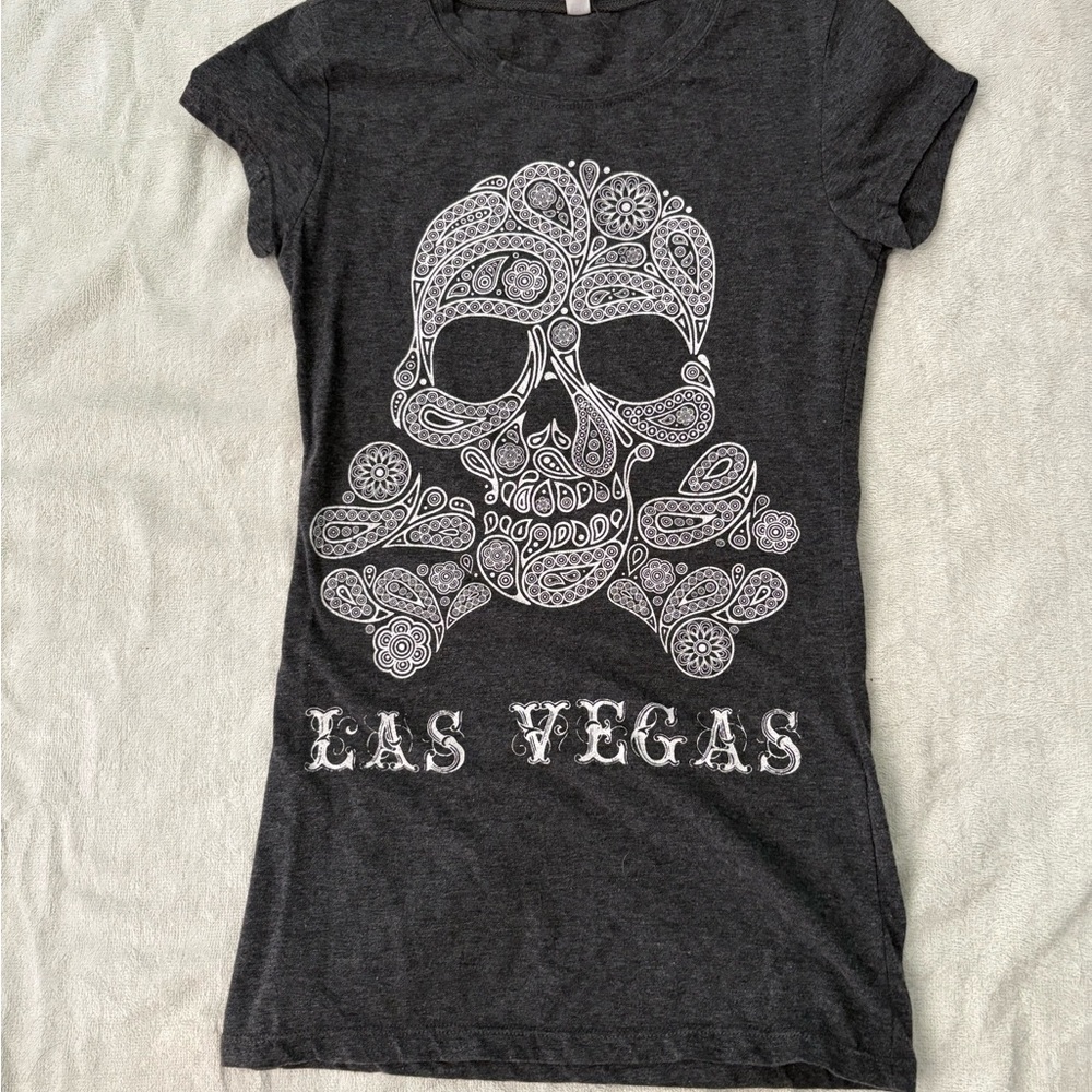Gray Las Vegas Skull Graphic T-Shirt